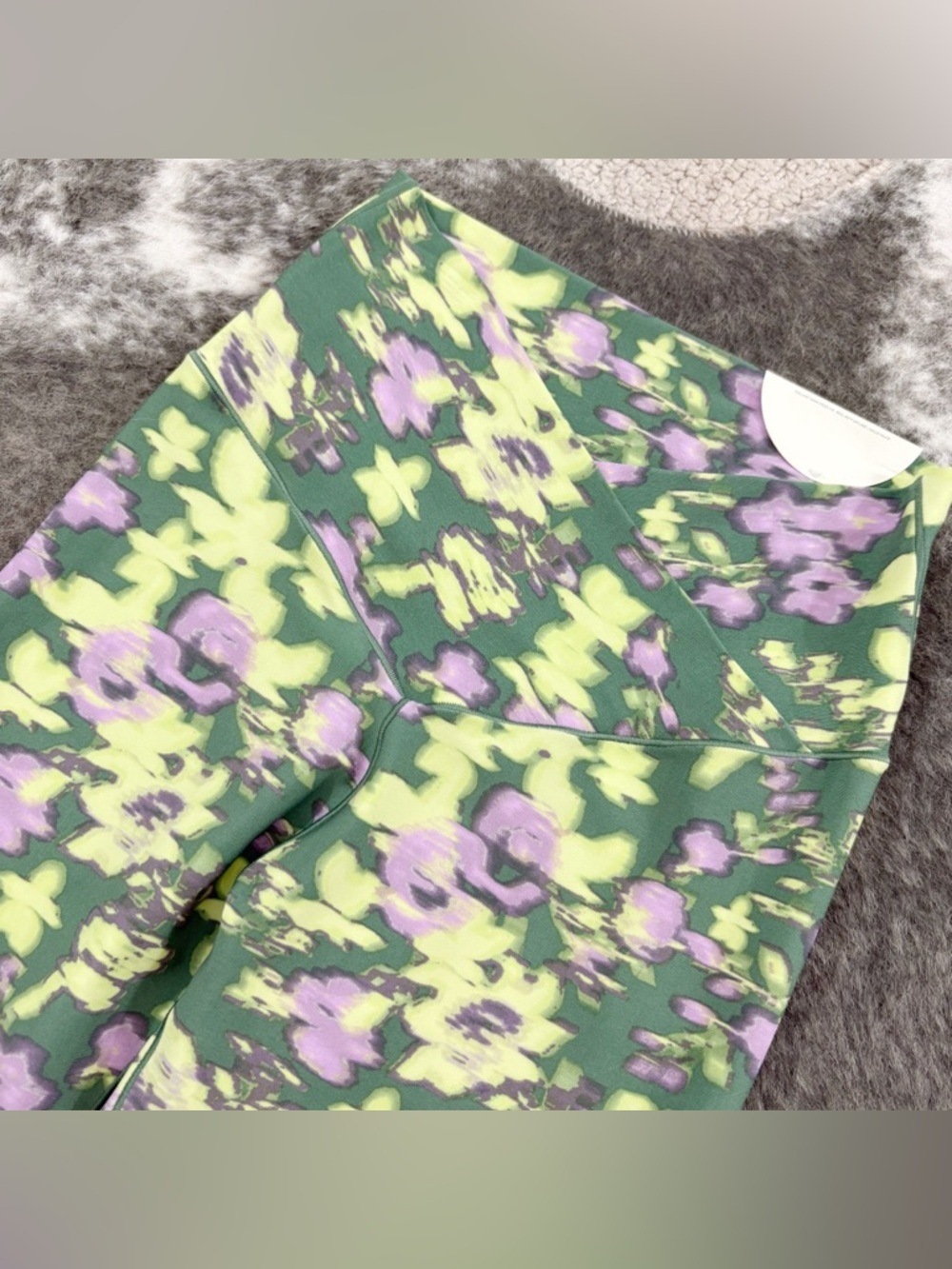 NWT OFFLINE By Aerie Real Me High Waisted Legging Crossover Leggings Medium - Picture 4 of 11